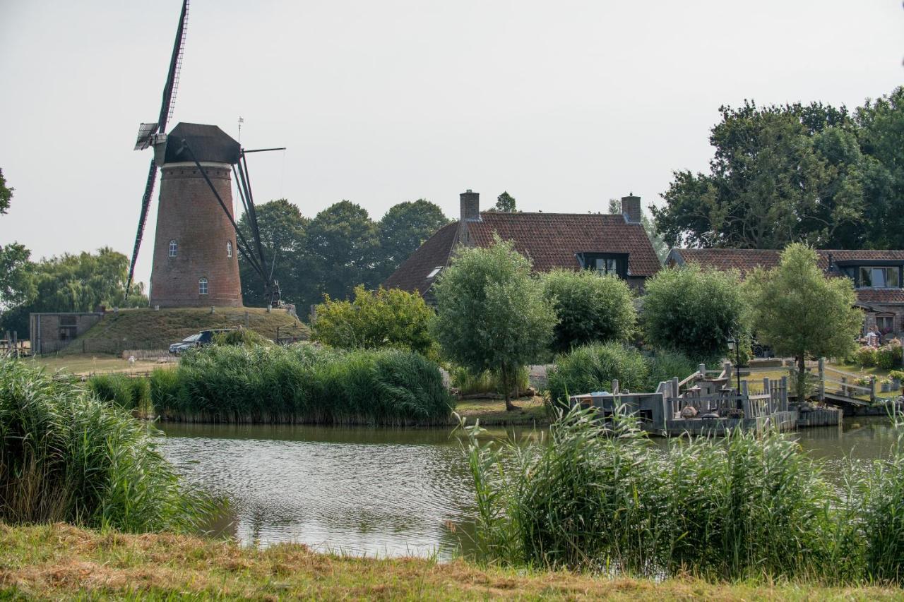 Hotel De Zwaan Schoondijke Eksteriør bilde